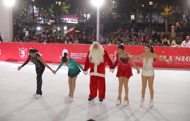 Zapopan inaugura festejos navideños con pista de hielo