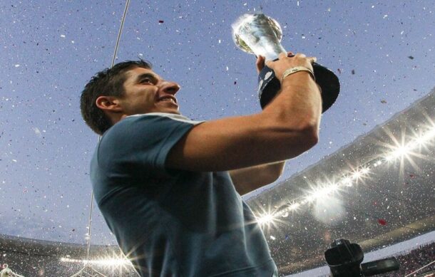 Isaac Brizuela se va de las Chivas