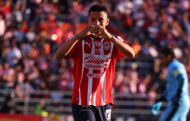Chivas golea de visita al Irapuato 4-0; lo lamentable fue un pleito entre aficionados