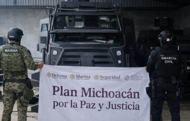 Decomisan bodega con vehículos blindados en Michoacán