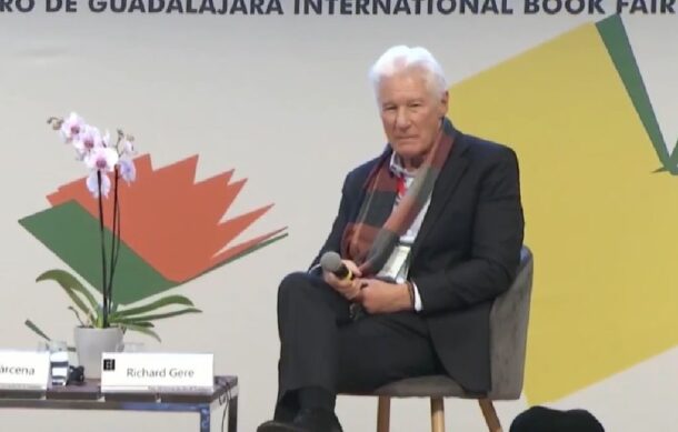 Richard Gere pide líderes inclusivos y promueve turismo sustentable en FIL Guadalajara