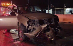 Jóvenes chocan contra muro en Carretera a Colotlán; resultan ilesos