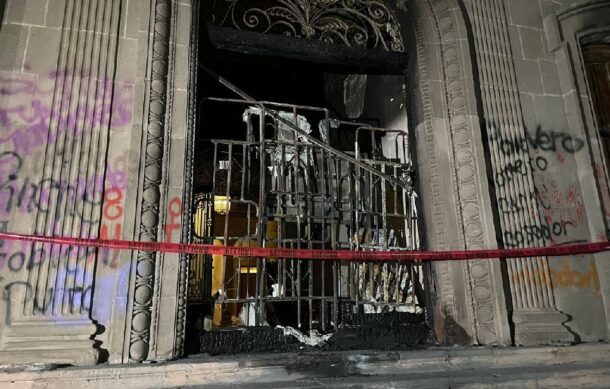 Restauración de Palacio de Gobierno tras actos vandálicos costará 6.8 mdp