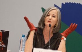 Mónica Lavín presenta en audiolibro su más reciente novela titulada “Capítulo 1”