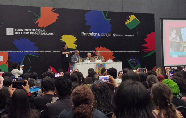 Laura Esquivel celebra más de 30 años de Como agua para chocolate en la FIL Guadalajara