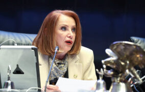 Senado recibe iniciativa de Sheinbaum para reducir la jornada laboral a 40 horas