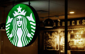 Starbucks pagará 35.5 millones de dólares por violar la Ley de Semana Laboral Justa en Nueva York