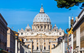 Papa León XIV se reúne en privado con María Corina Machado en el Vaticano