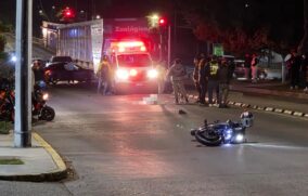 Muere joven tras derrapar motocicleta en Calzada Independencia