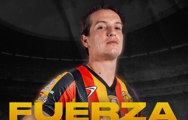 Carlos Fierro se perderá todo el Torneo con la UdeG por grave lesión de rodilla