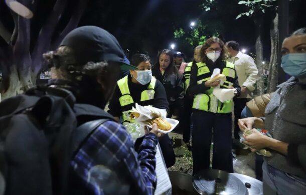 DIF refuerza apoyo invernal a personas en situación de calle en Guadalajara