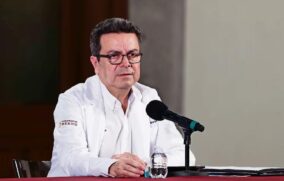 Designan a Víctor Hugo Borja Aburto como nuevo titular de Cofepris