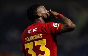 Julián Quiñones marca su gol 17 y supera a Cristiano Ronaldo en la Liga Árabe