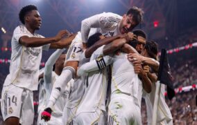 Real Madrid cumple y va a la final de la Supercopa de España