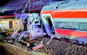 Sube a 45 muertos choque de trenes en sur de España