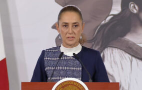 Sheinbaum pide a bancos aumentar créditos para PyMes en México