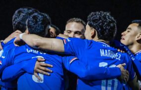 Cruz Azul batalla al final, pero vence a Bravos 4-3