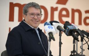 Es falso que Morena esté negociando el voto del Verde y el PT en favor de la reforma electoral: Monreal