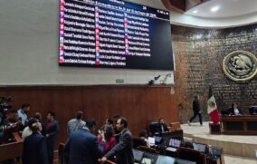 Congreso de Jalisco renueva salón del pleno con inversión de 11.2 millones de pesos
