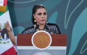 Acapulco está de pie, cifras de turismo así lo confirman: Evelyn Salgado