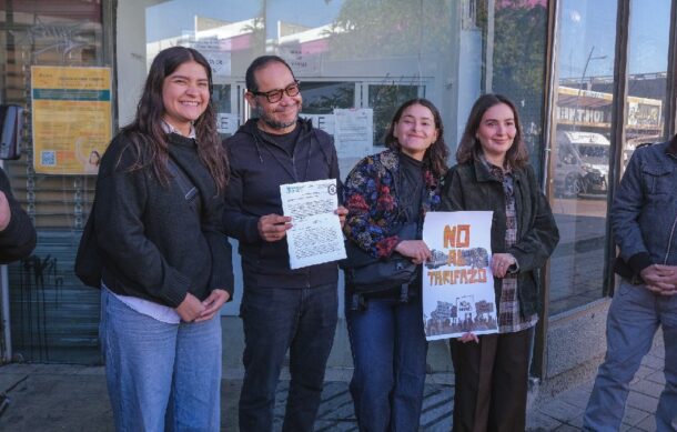 Presentan más de 20 mil firmas para solicitar referéndum contra alza al transporte en Jalisco