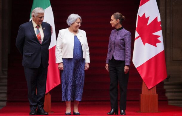 Sheinbaum se reúne con gobernadora canadiense en Palacio Nacional