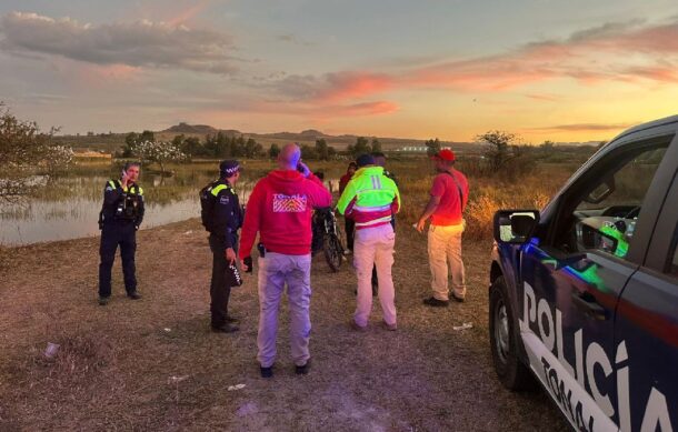 Rescatan a siete adolescentes atrapados en la Presa del Cajón, en Tonalá