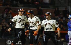 Naranjeros apalea a Charros y empata serie de playoffs