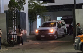 Hombre es asesinado a puñaladas y llevado sin vida a Cruz Verde en Tlajomulco