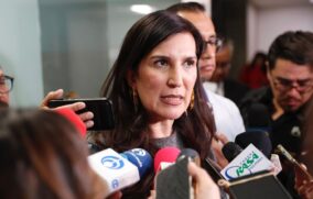 Rosario Ibarra comparecerá el lunes ante la Comisión Permanente, confirma López Rabadán