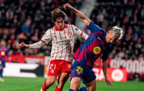 Sufre Barcelona dolorosa derrota ante el Girona y cede el liderato al Real Madrid