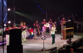 Emotivo show tienen Jesse & Joy en Guadalajara