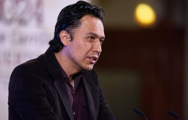 SEP despide al creador de los nuevos libros de texto gratuitos