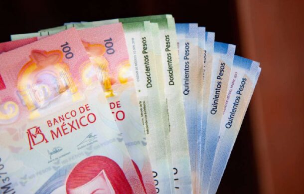 Peso cierra la semana en 17.25 por dólar