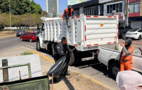 Detienen a tres por tirar basura en López Mateos; realizan trabajo comunitario