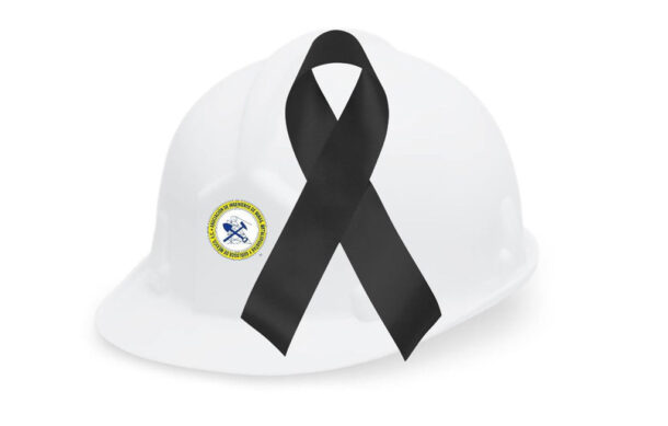 Mineros convocan a manifestación nacional tras asesinato de diez de ellos