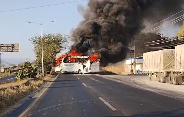 Operativo federal en Tapalpa desata enfrentamientos y narcobloqueos