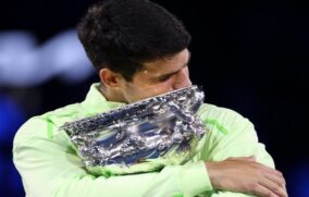 Carlos Alcaraz vence a Djokovic y gana título en Australia