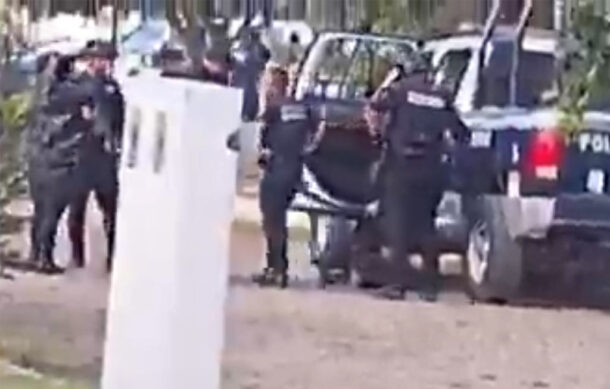 Ataque armado deja un policía muerto y una oficial herida en Colima