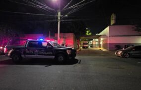 Atacan a balazos a conductor de plataforma y a su hija de nueve años en GDL