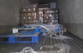 Recuperan tractocamión con carga de un millón de pesos; detienen a dos adolescentes