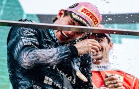Antonelli gana el GP de Japón; Checo Pérez termina en P17