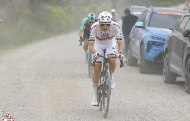 Isaac del Toro termina en decimo lugar la primera etapa de la Tirreno-Adriático