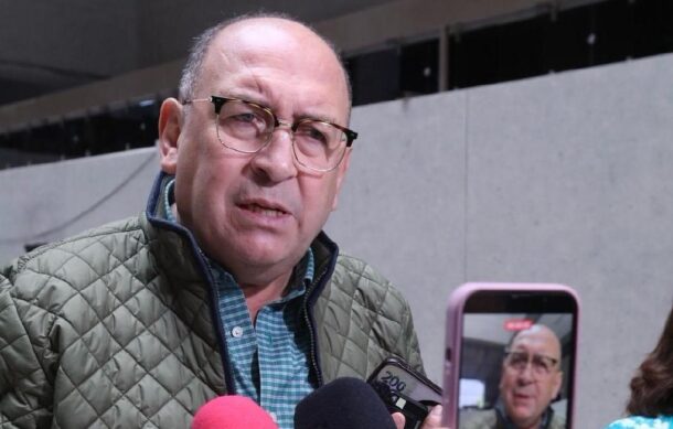 México debe definir si quiere ser un Estado centralista o una República: Moreira