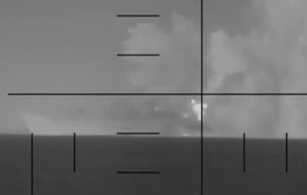 Submarino de EU hunde buque de guerra iraní en océano Índico