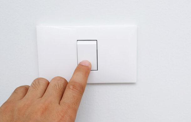 Vecinos de la Col. Seattle denuncian más de 24 horas sin luz en Zapopan