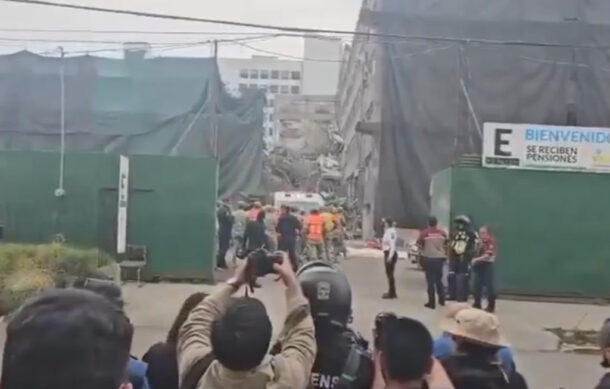 Suman dos muertos por colapso de edificio en San Antonio Abad