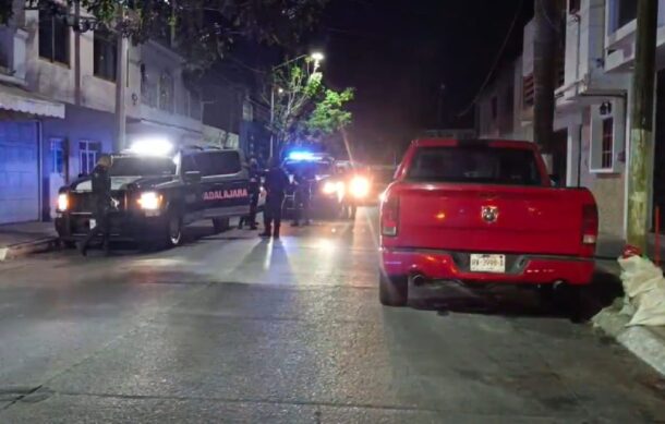 Hombre agrede a su madre con una botella rota en Guadalajara