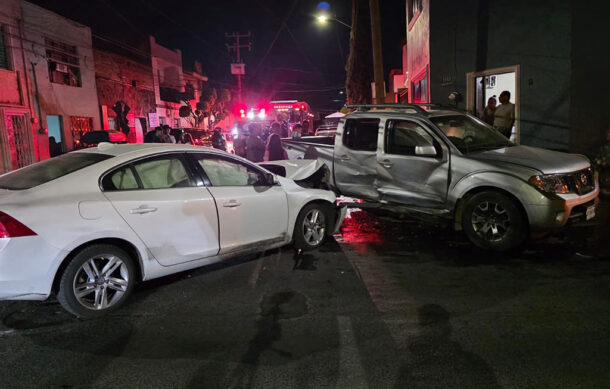 Choque en colonia Del Sur deja cuatro mujeres lesionadas en Guadalajara