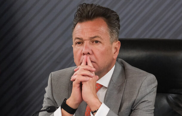 Lemus atribuye relevo en SIAPA a omisiones y falta de decisiones urgentes